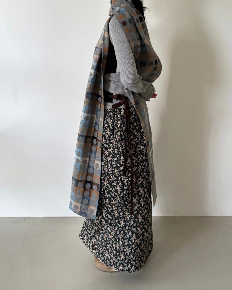 Pixel Dot Check Muffler