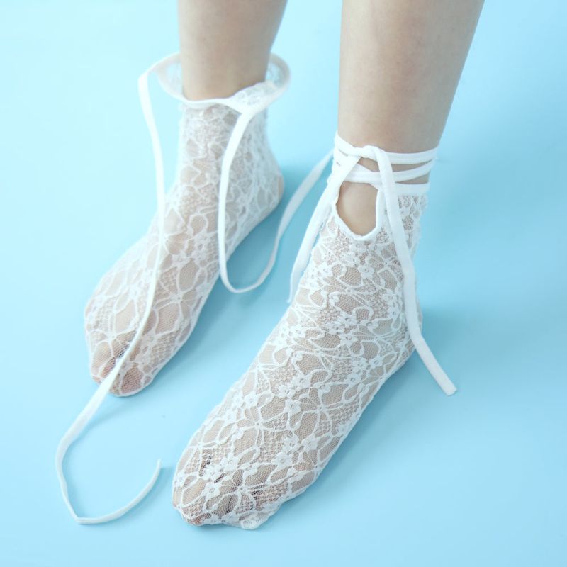 ankle strap lace socks (white)