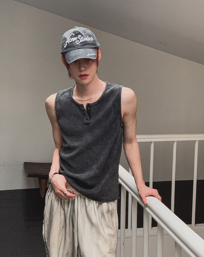 2PLAN（ツープラン）の「Dust Pigment Henley Sleeveless（Tops）」