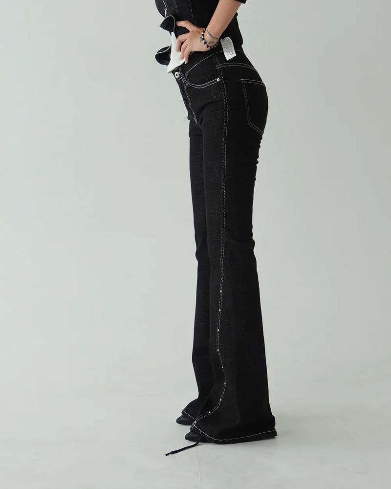 Cold stud skinny bootcut jeans