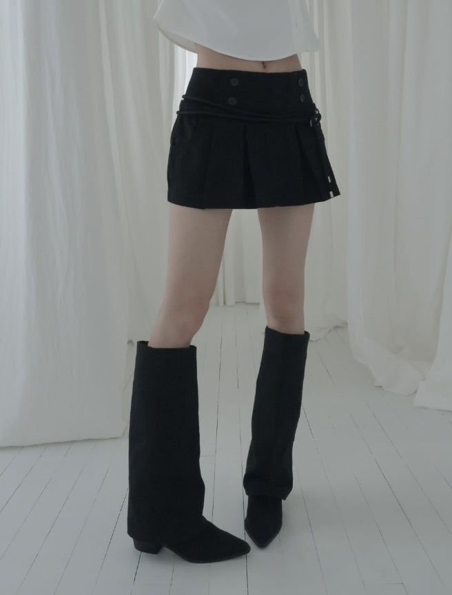 mnem（ムネム）の「Bowty Pleated Button Skirt Pants（Pants）」