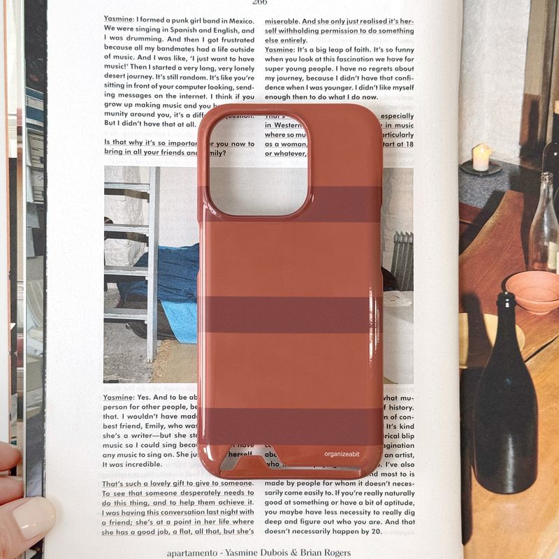 stripe phone case (brown)