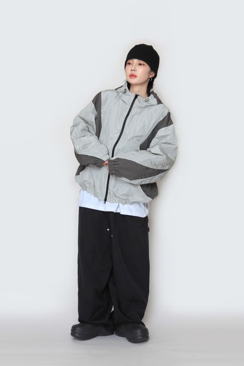 Packing Colour Windbreaker