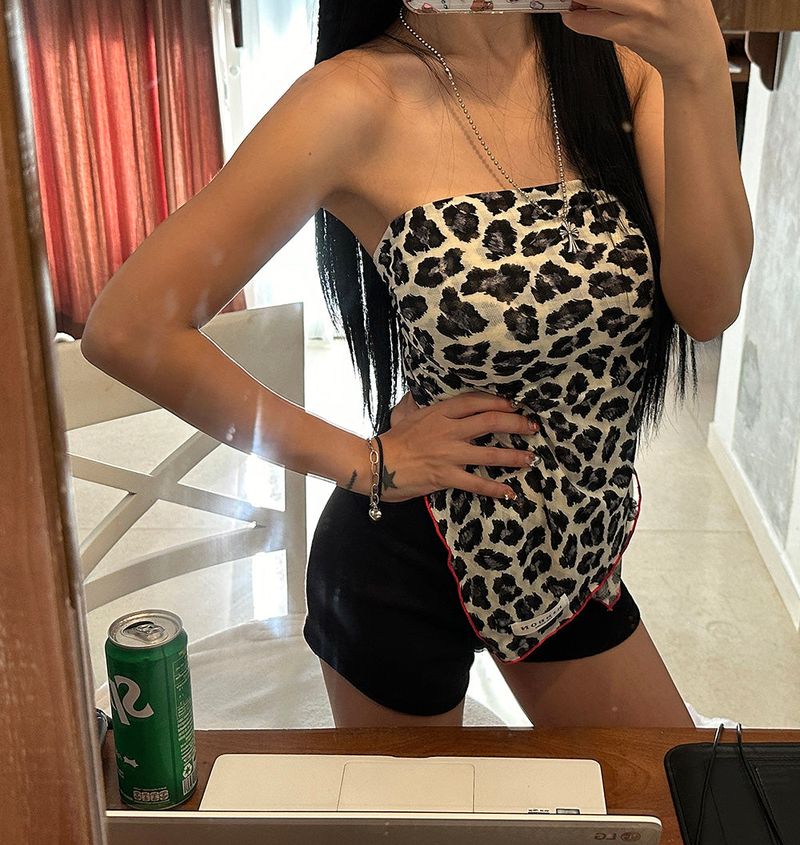 cookie-banded shorts