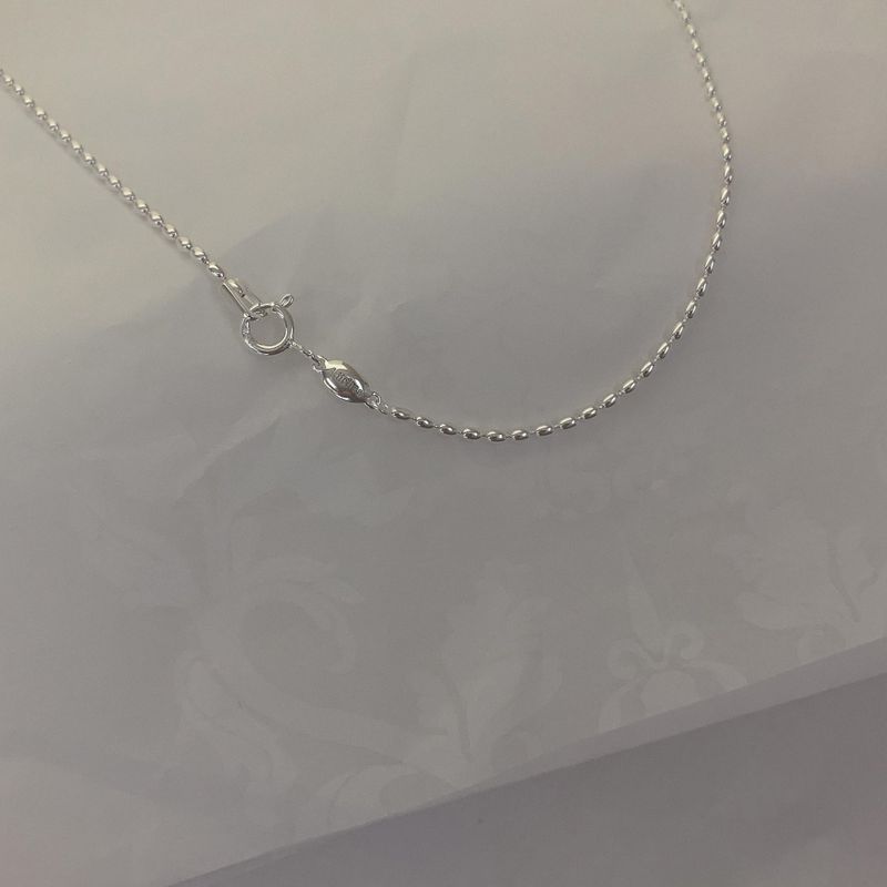 Lily Necklace