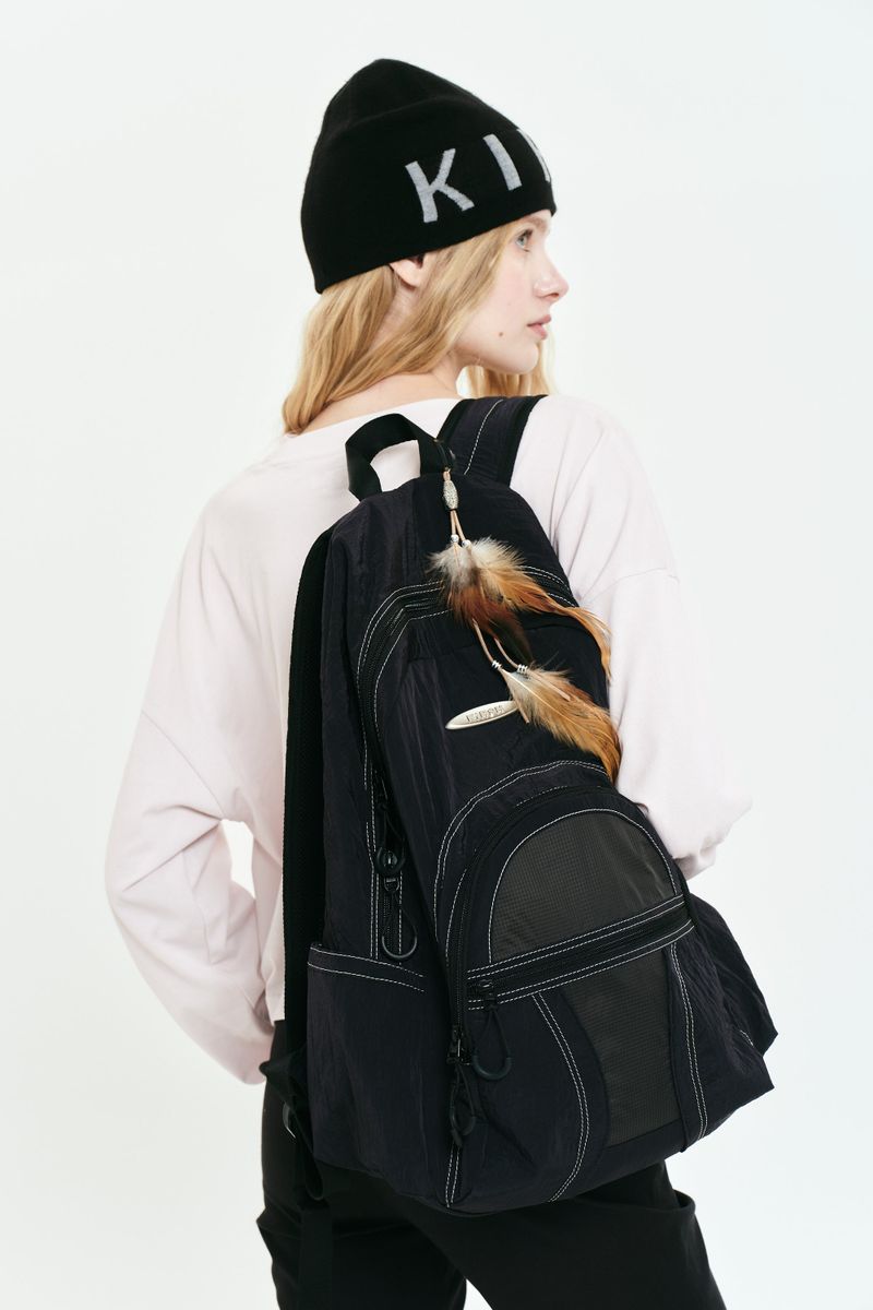 STITCH POINT DAILY BACKPACK [BLACK]