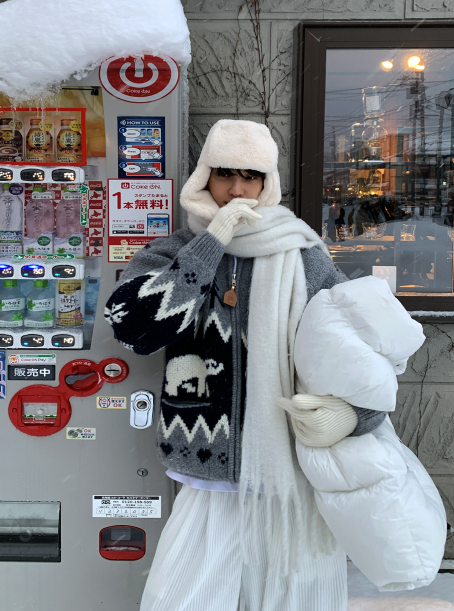 LOOKPLE（ルックプル）の「Logane Bear Cowichan Overfit Two Way Knit Zip-Up（Tops）」