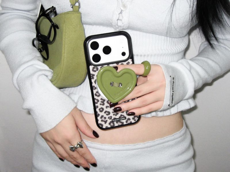 Wild Leo phone case (Mocha Gray)
