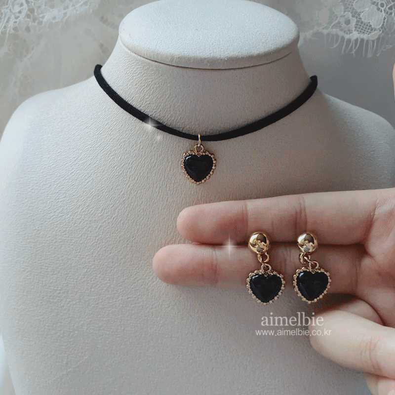 Black Heart Earring and Choker Necklace Set