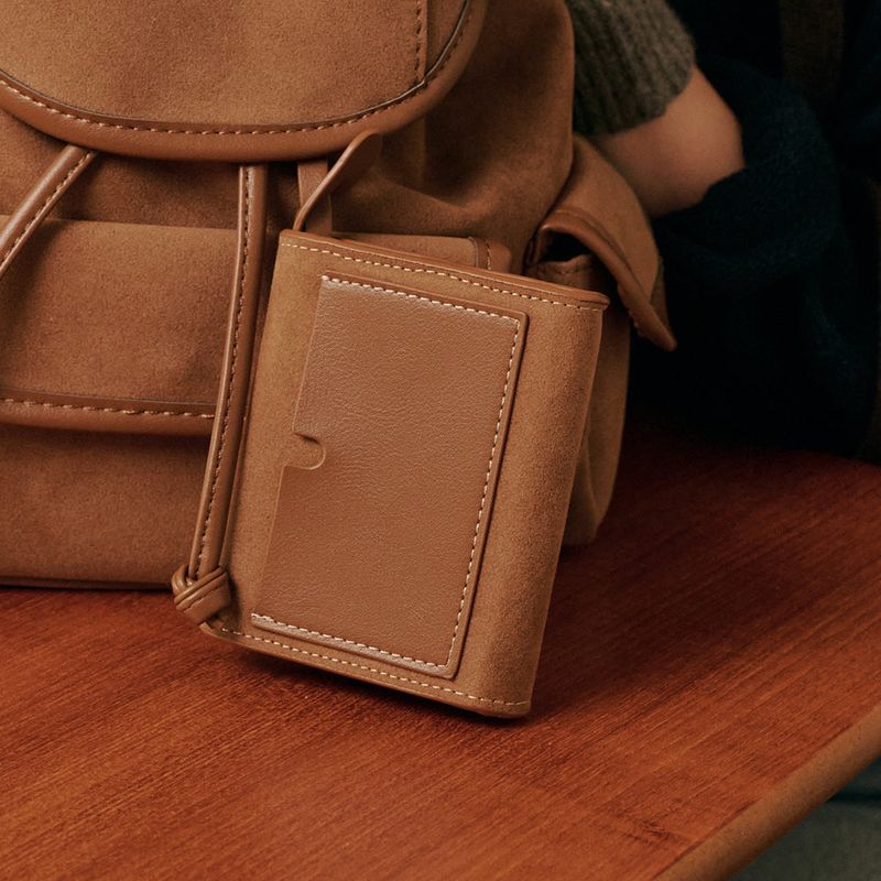 ALLINCOMPLETE（オールインコンプリート）の「Lunar Suede Card Wallet (Camel)（Toys/Key Holders）」
