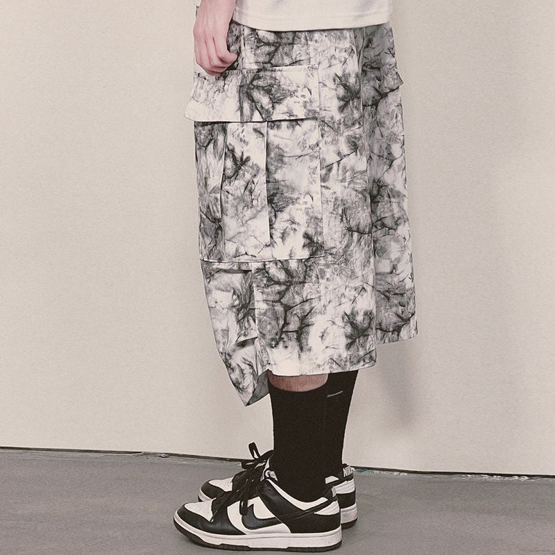 tiedye capri cargo shorts_white