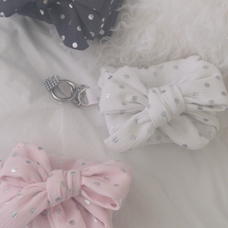 Ribbon wallet_dot white