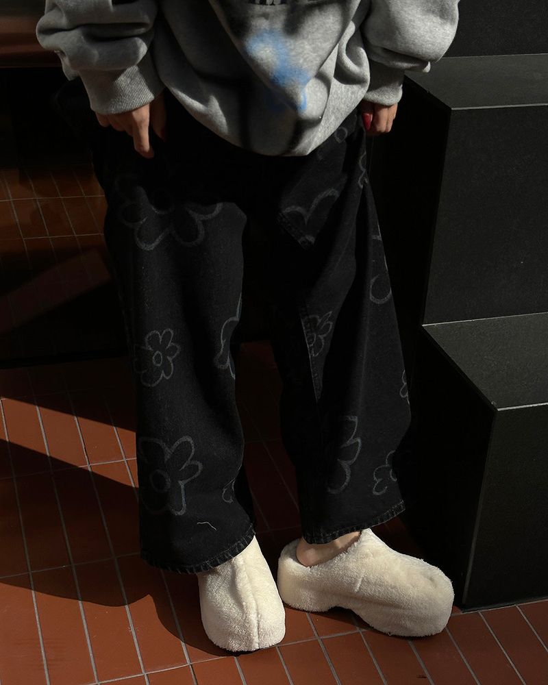 curly hoofed clogging slippers