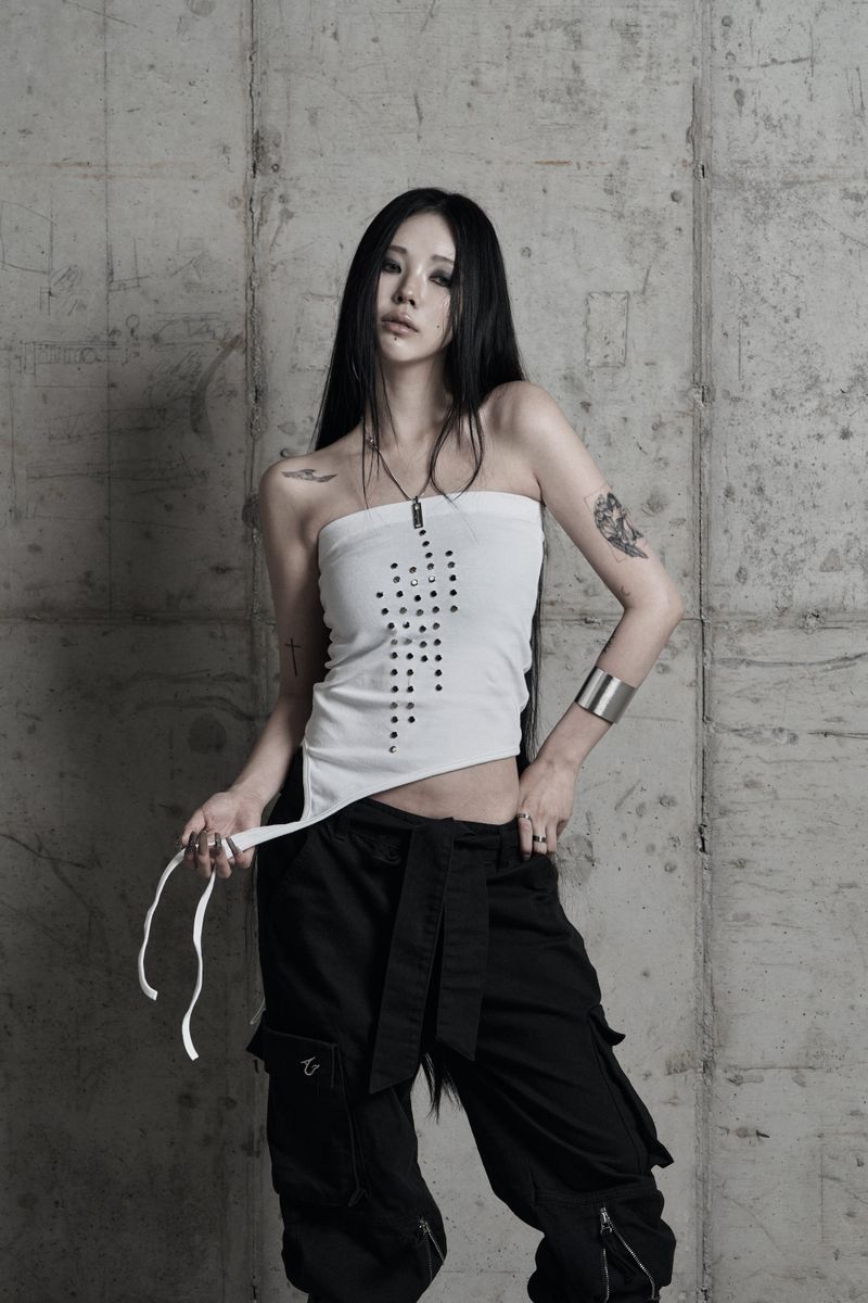 [label] studded asymmetric strap tank top WHITE