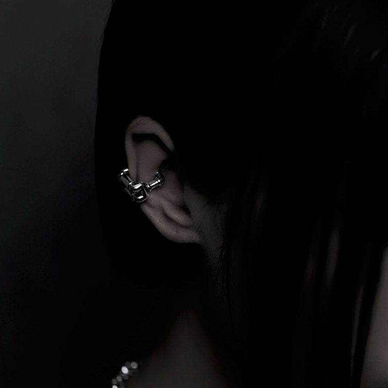 WATER PIPE EAR CUFF