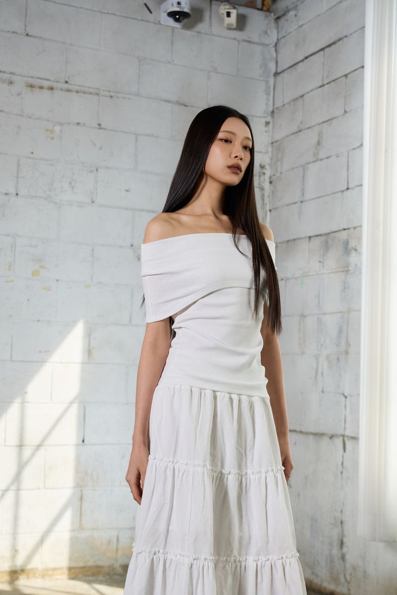 Drape Off-Shoulder T-Shirt - White