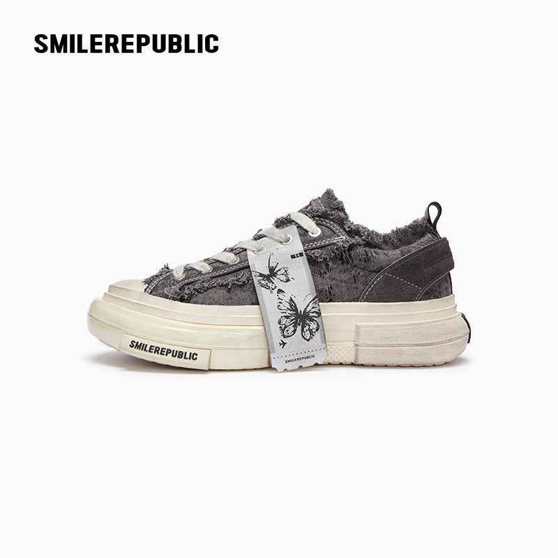 Gray Frayed Canvas Chunky Platform Sneakers, Unisex Low Top Lace-Up Casual Streetwear Shoes