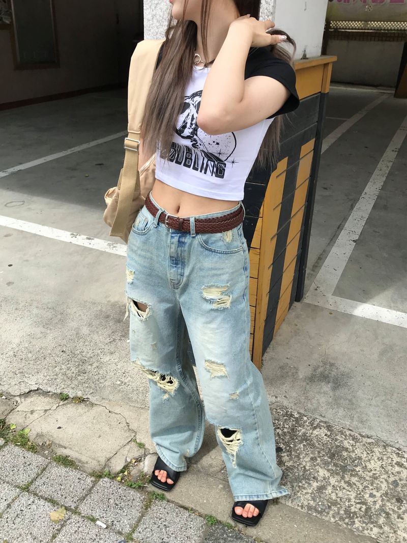 Selene crop T