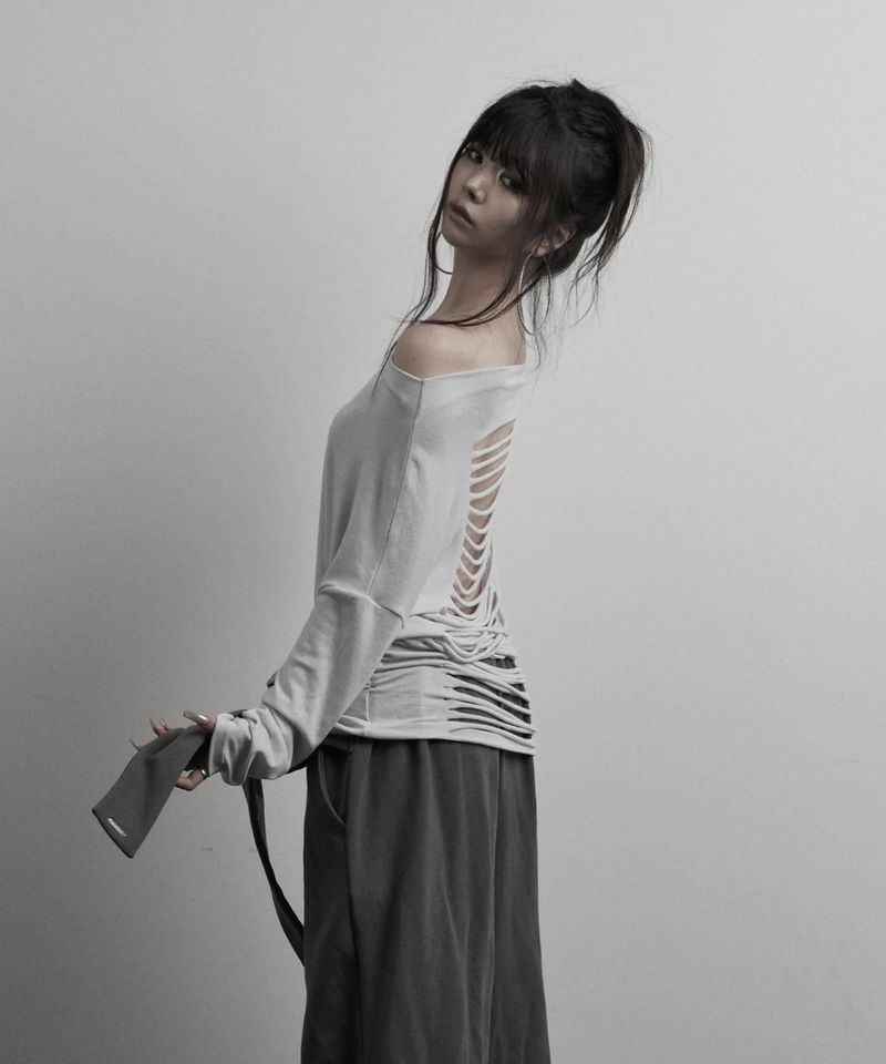 [label] back damage off-shoulder top (gray)