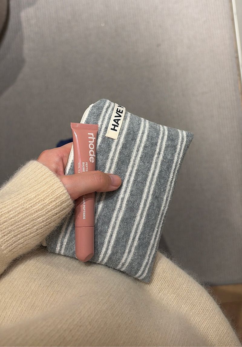 Terry stripe flat pouch - gray , M size