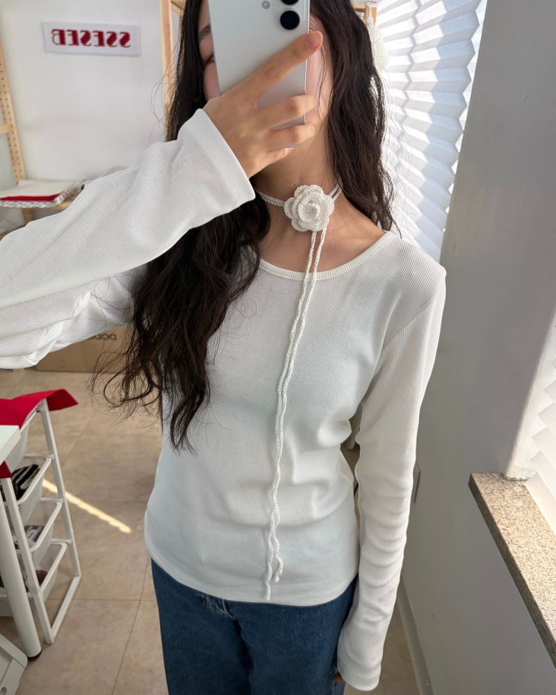 Organic Rose Necklace - Pure White