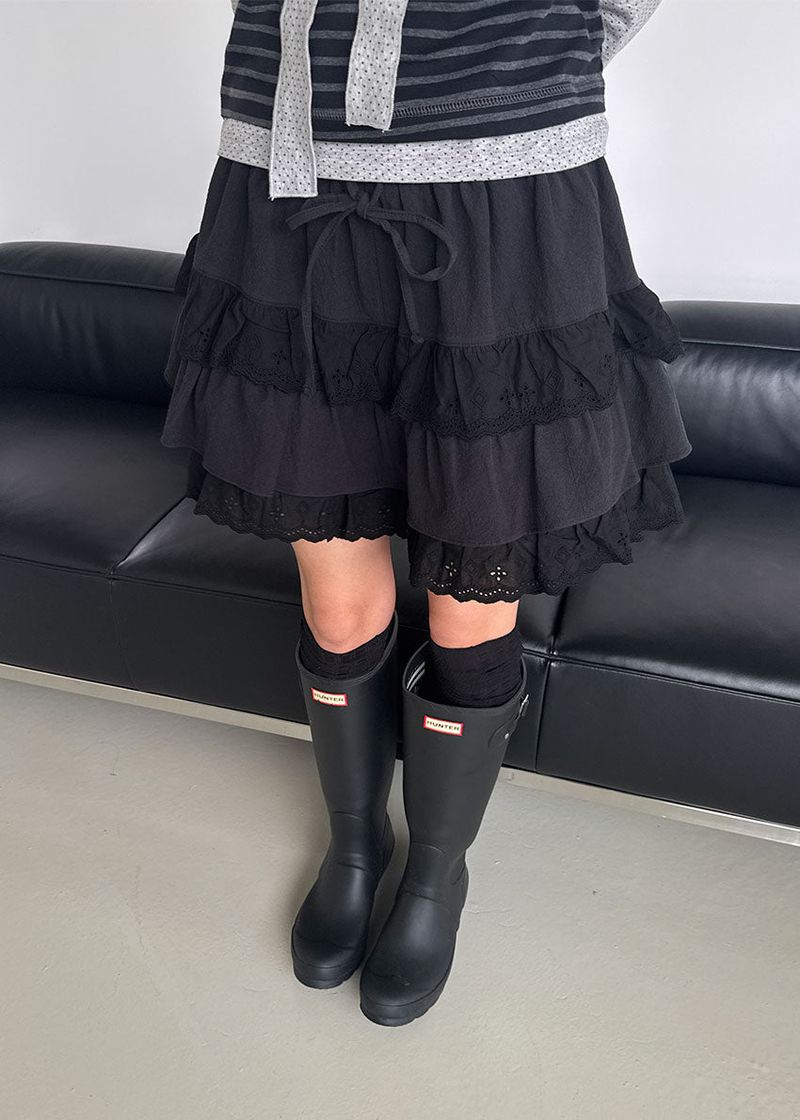 CANCAN LACE SHORTS