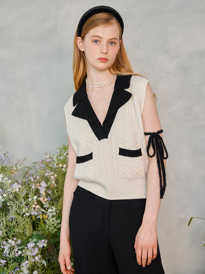 VITALSIGN(バイタルサイン)の「Double collar Cable Knit Vest(Tops)」