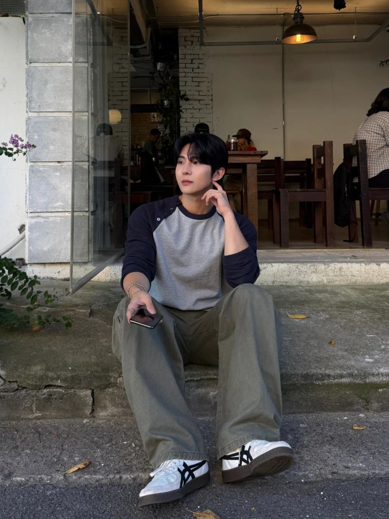 Heavy raglan button long sleeve t-shirt