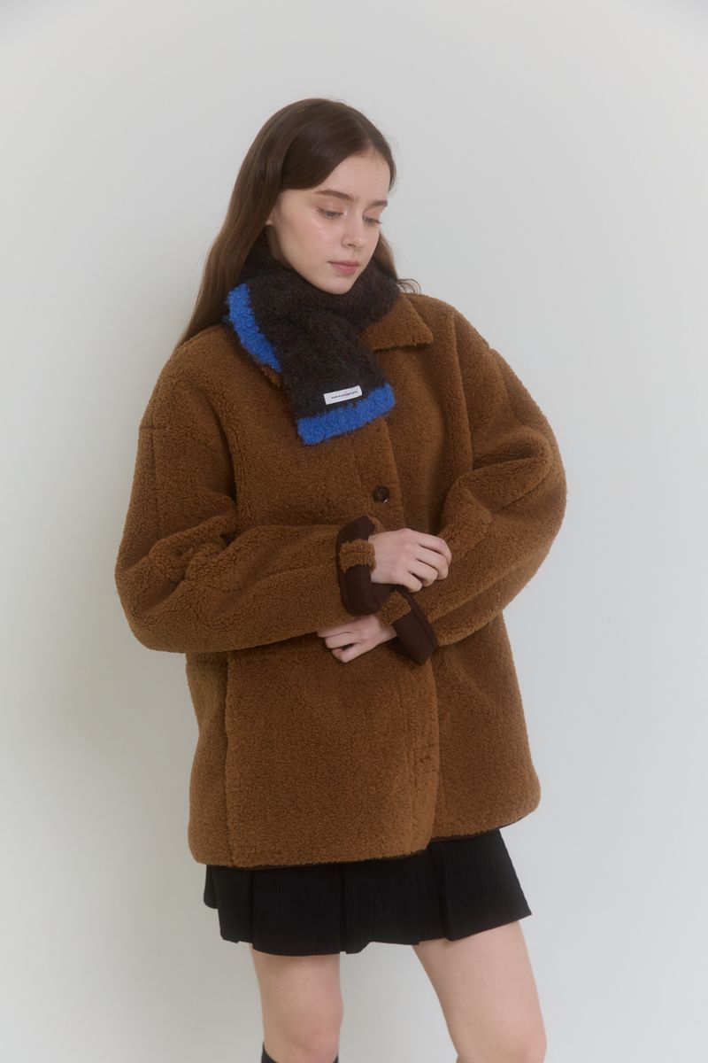 COLORED FLUFFY MUFFLER