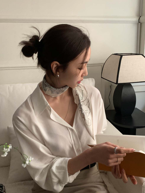 Norton Silk Scarf / 1 color