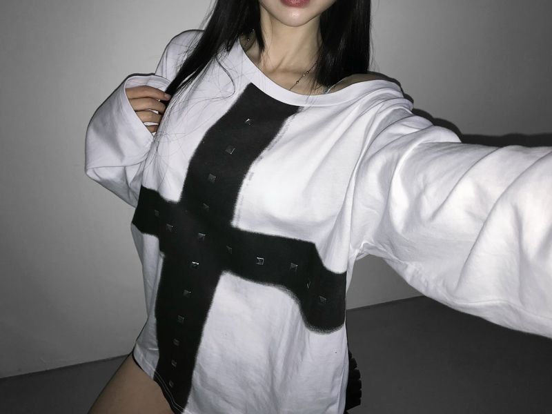 pinter bless cross loose top(2 color)