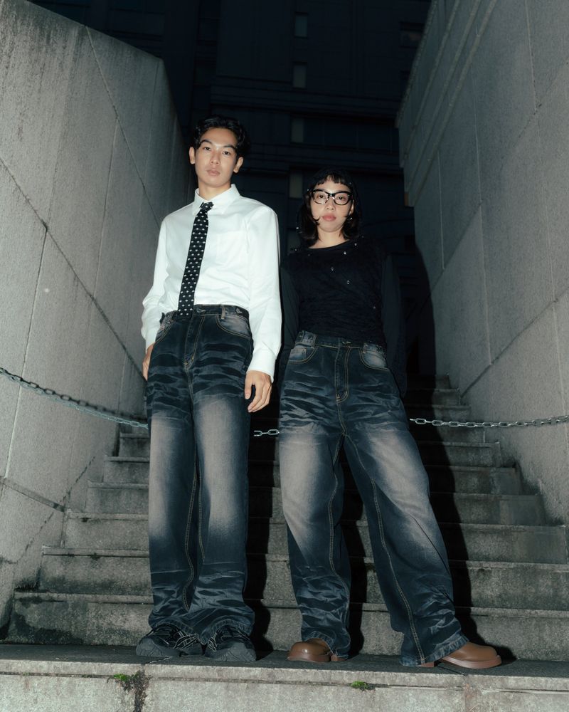 Black Line Up Washed Jeans