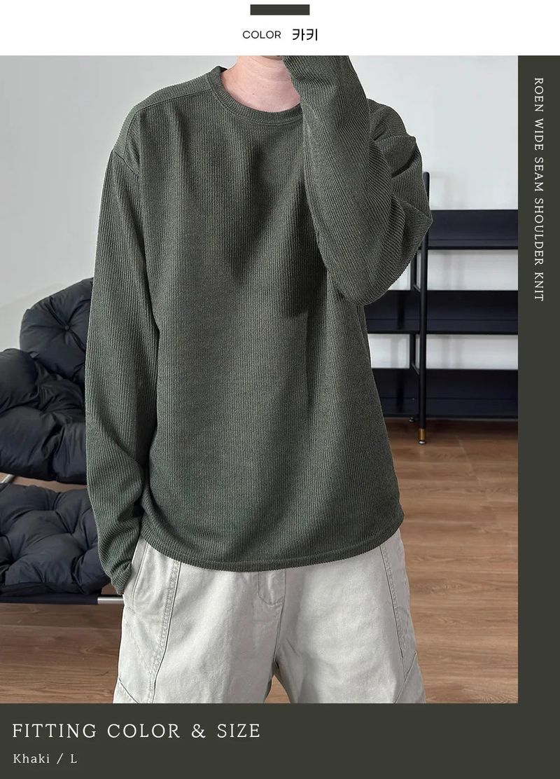 Roen wide cut shoulder knit