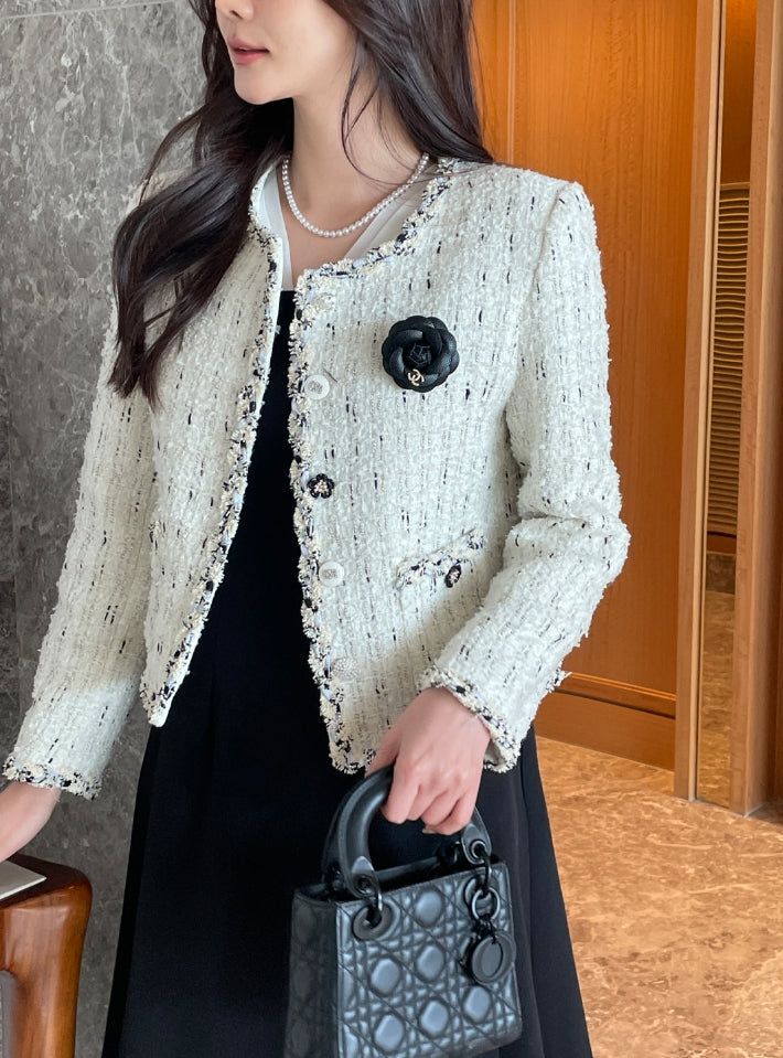 Tiang Round Color Matching Tweed Jacket (Brooch Set)
