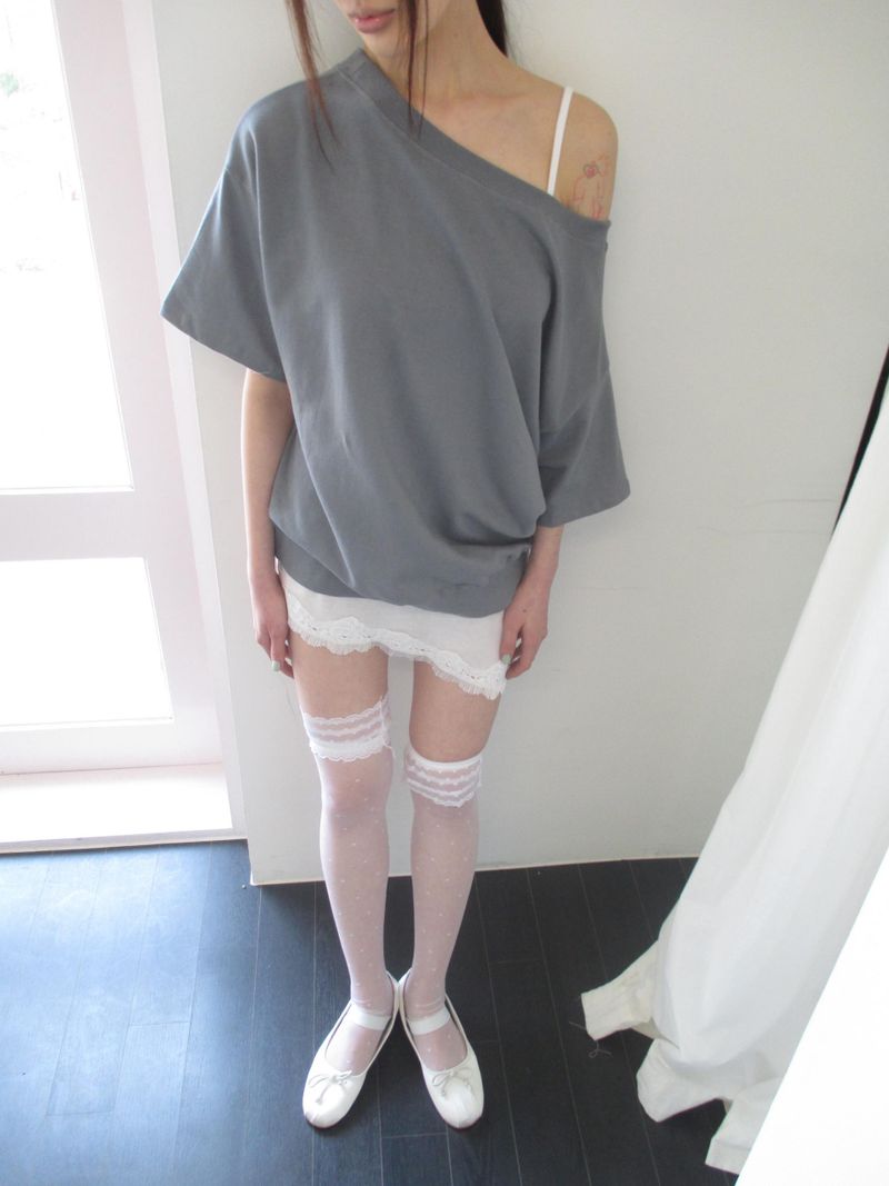 タイニードットニーソックス