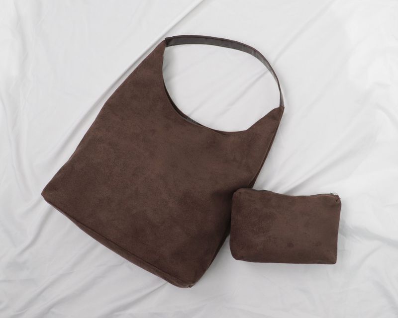Lean Suede Shoulder Bag (pouch set)