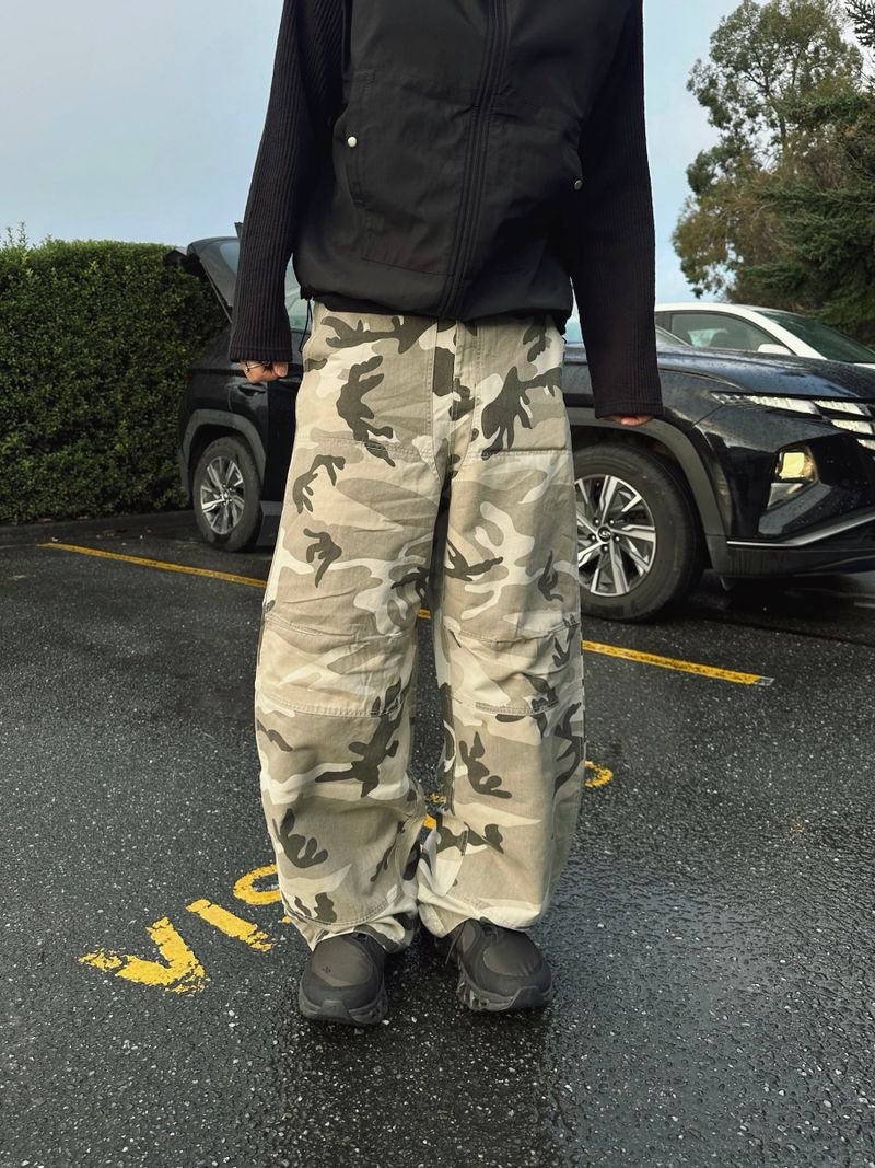 DISCERNMENT（ディサーンメント）の「Noah Camo Carpenter Balloon Pants 2C（Pants）」