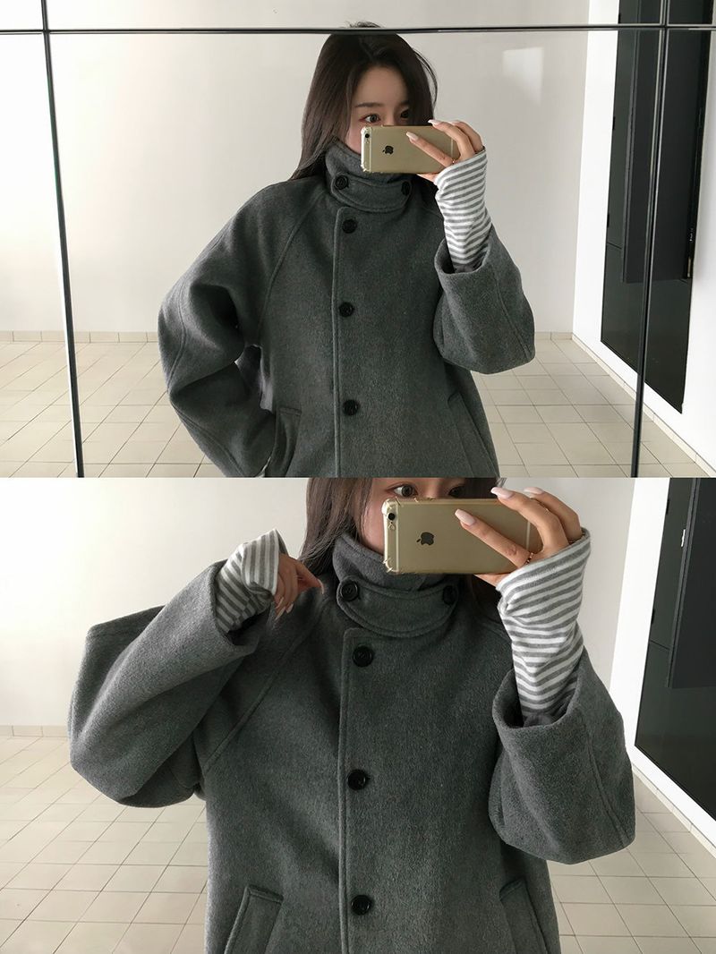 [ORIGINAL] HOLES HIGH NECK MEDIUM COAT