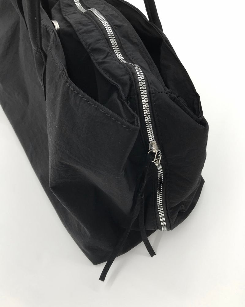 Nomad Carryall Shoulder Bag (1color)