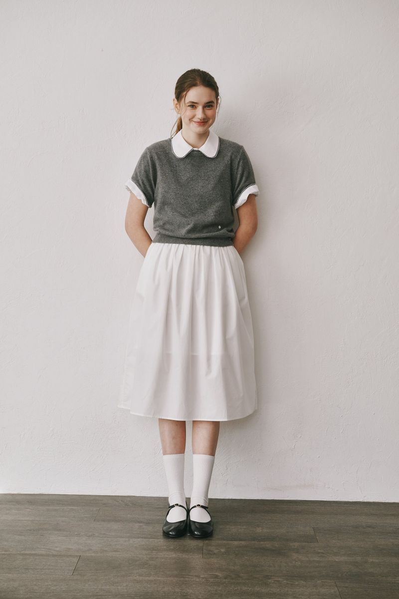 PLAT DU JOUR(プラドゥジュール)の「Camel round half knit (Dark grey)(Tops)」