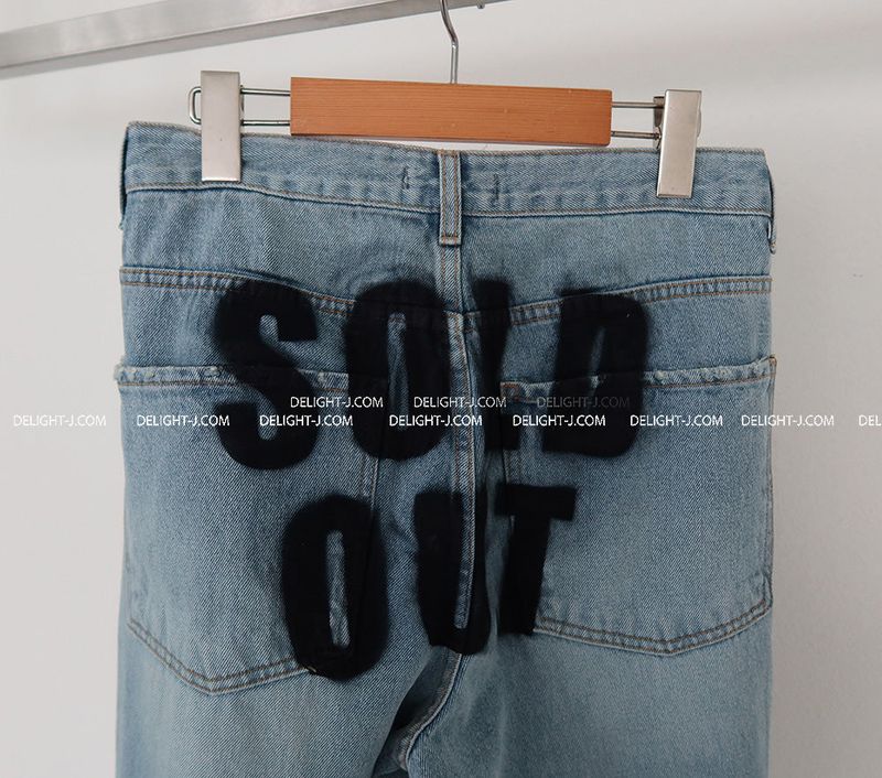 hip lettering wide jeans