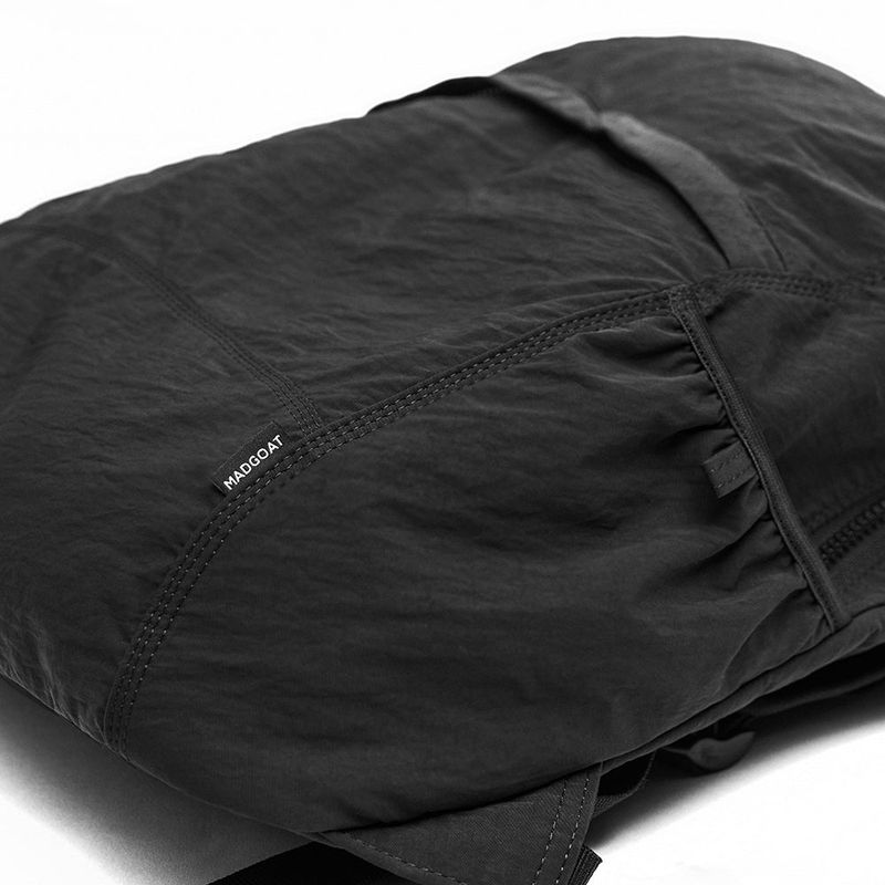 Airy 16 Backpack