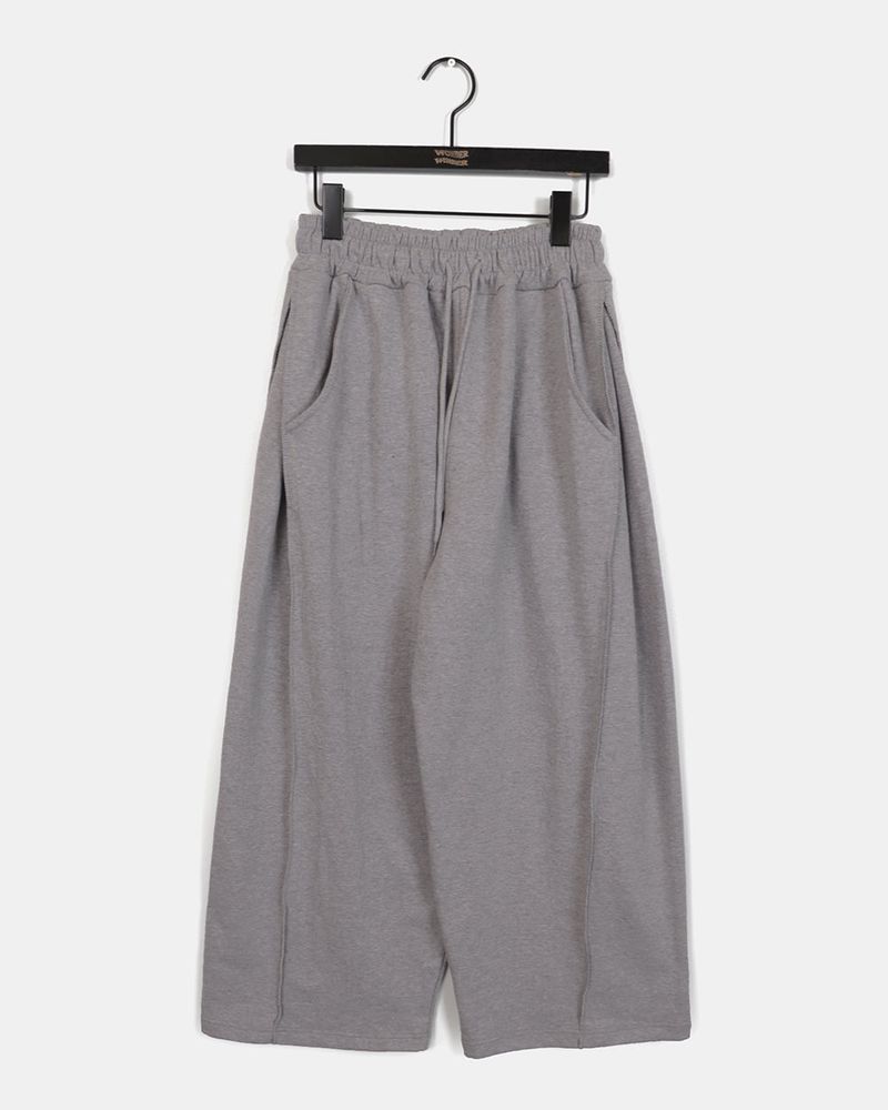Gazen Back Pocket Patch Point Pintuck Sweat Wide Pants