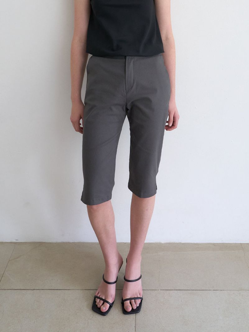 Gabrielle capri pants (Charcoal)