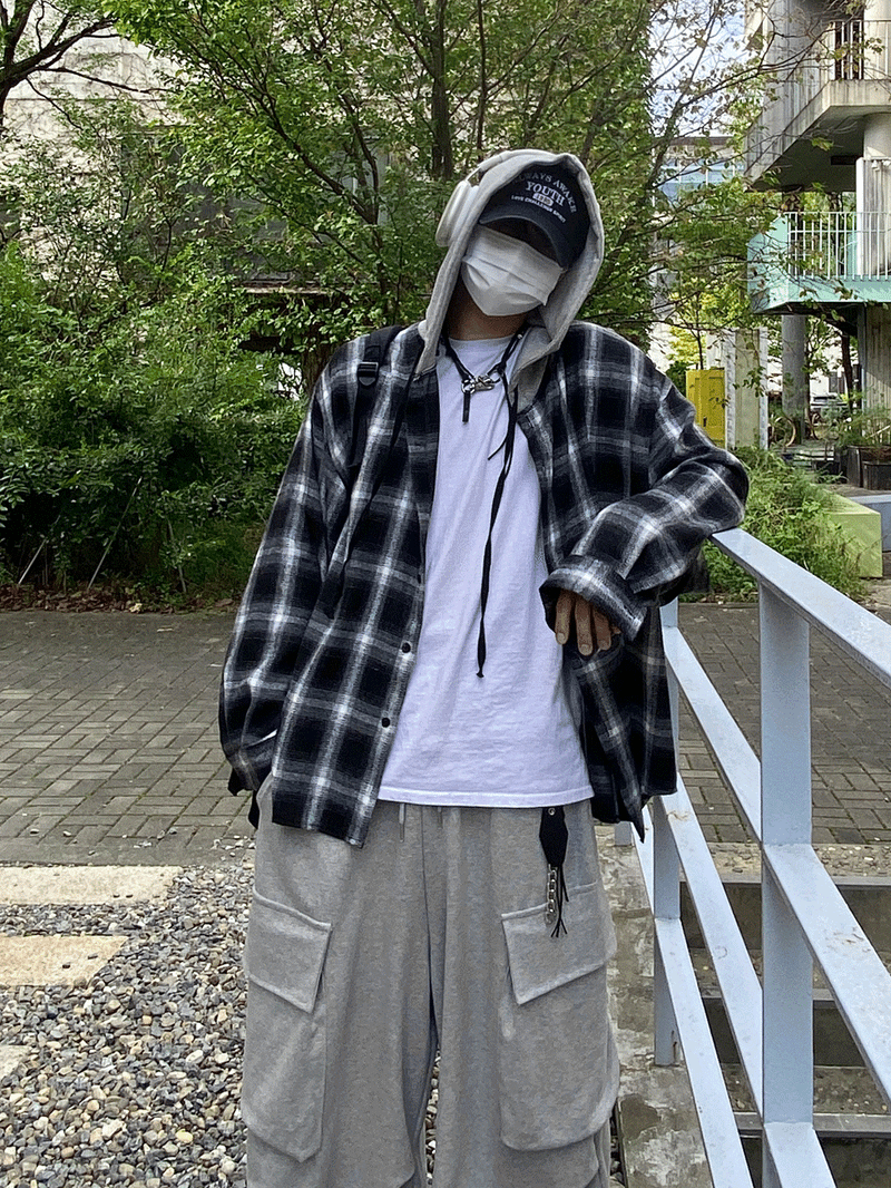 SSROOM(エスエスルーム)の「Coach Check Over Hooded Shirt (2color)(Tops)」