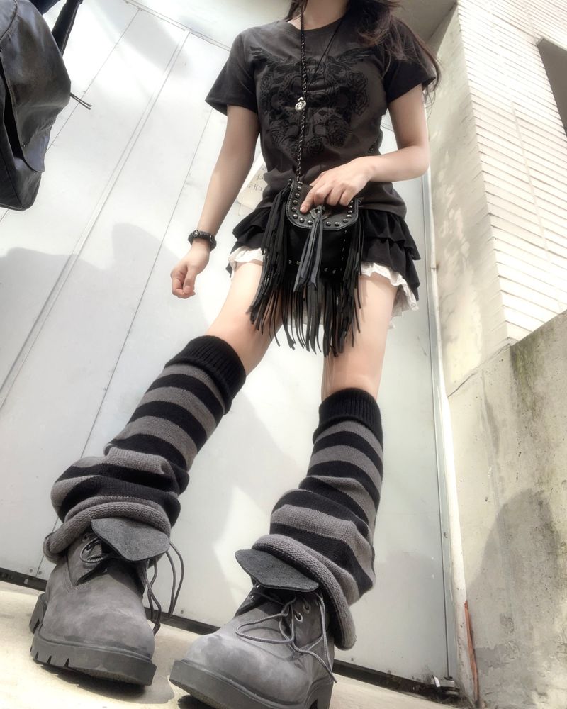 Stripe leg warmer