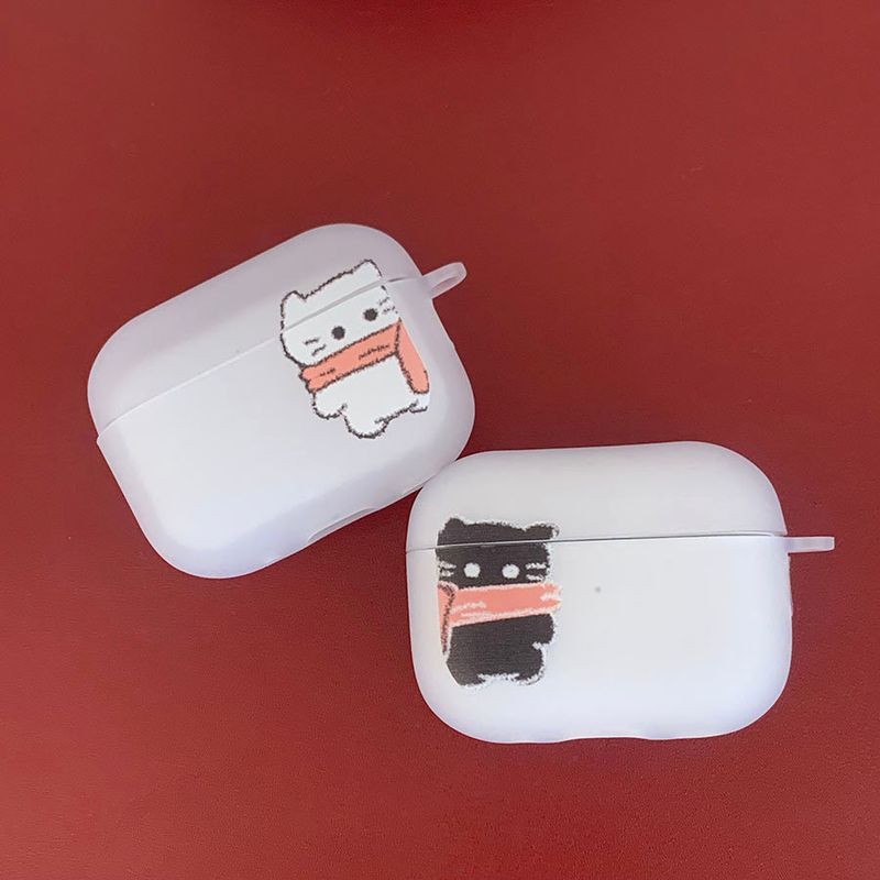 White - Muffler Somecat AirPods Case_matt