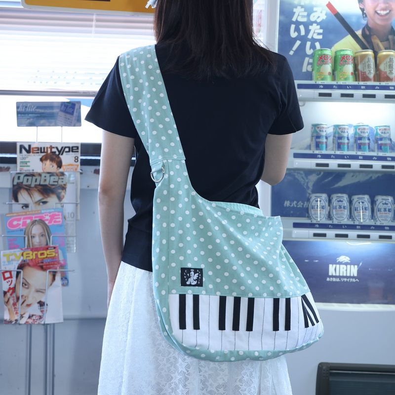 CLUT STUDIO（クラットスタジオ）の「ミントポルカドット ピアノバッグ（バッグ）」