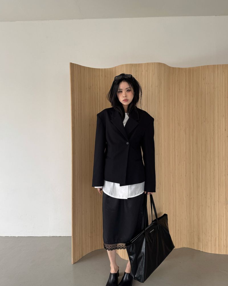 Line tailored jacket