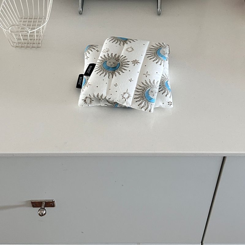 block pouch